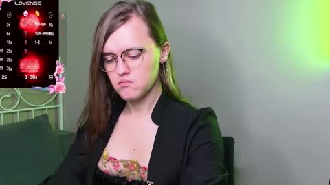 Yuko online show from 27, 11, 2025