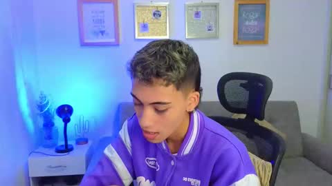 yulian_vasquez online show from 29, 11, 2025