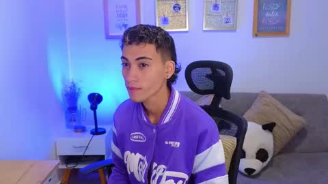 yulian_vasquez online show from 17, 12, 2025