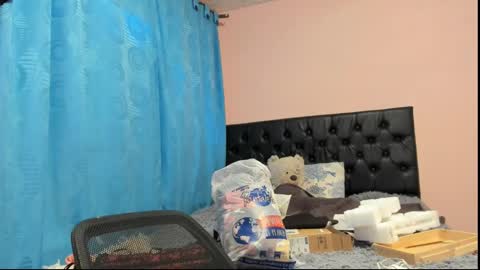 Snapshot of yulico chatting on 30, 1, 2025 emmy online show from 30, 1, 2025