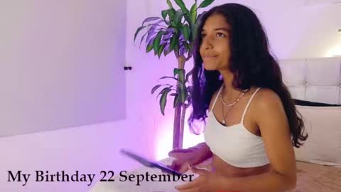 Snapshot of yuliethpetite chatting on 13, 9, 2025 yuliethpetite online show from 13, 9, 2025