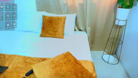 Yulina online show from 12, 9, 2025