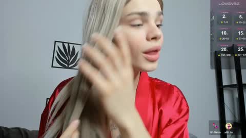 Snapshot of yuly_terner chatting on 27, 12, 2024 Yulia Terner online show from 27, 12, 2024