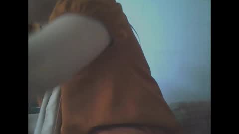 yumi123_ online show from 4, 10, 2025