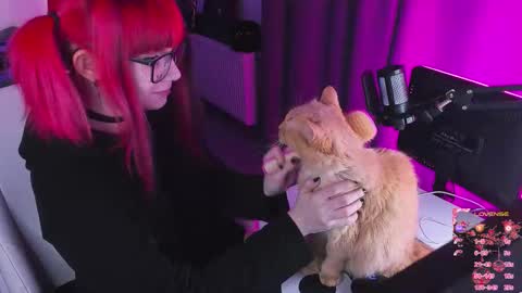 Snapshot of yumi_youkai chatting on 16, 10, 2025 Yumi 3 online show from 16, 10, 2025