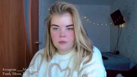 Snapshot of yumm_lolly chatting on 19, 12, 2024 Polly online show from 19, 12, 2024