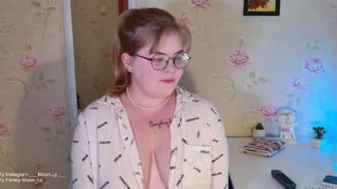 Snapshot of yumm_lolly chatting on 27, 10, 2025 Polly online show from 27, 10, 2025