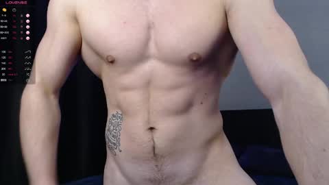 Snapshot of yummmy_dick_ chatting on 14, 4, 2026 STUD online show from 14, 4, 2026