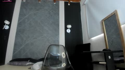 Yummyduo online show from 6, 1, 2025