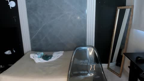 Yummyduo online show from 18, 2, 2025