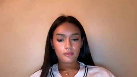 Snapshot of yummyrenalyn chatting on 2, 6, 2026 Goddes Renalyn online show from 2, 6, 2026