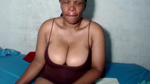 yummytittsxx online show from 4, 2, 2025