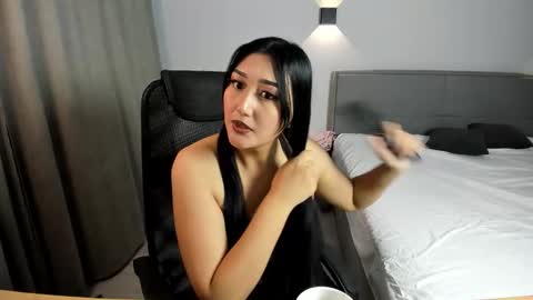 Yuna online show from 19, 11, 2025