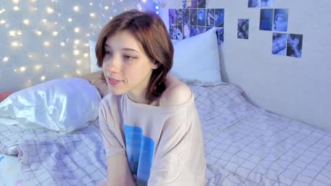 Snapshot of yunapeace chatting on 5, 12, 2024 Yuna online show from 5, 12, 2024