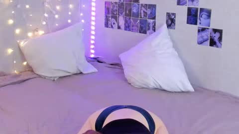 Snapshot of yunapeace chatting on 10, 1, 2025 Yuna online show from 10, 1, 2025