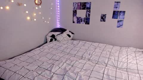 Snapshot of yunapeace chatting on 15, 1, 2026 Yuna online show from 15, 1, 2026