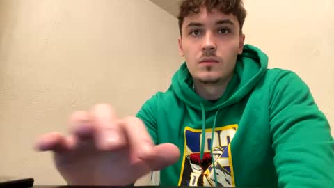 Snapshot of yungstudbev chatting on 1, 1, 2025 yungstudbev online show from 1, 1, 2025