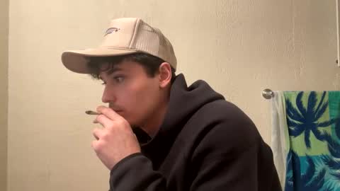 Snapshot of yungstudbev chatting on 14, 2, 2025 yungstudbev online show from 14, 2, 2025