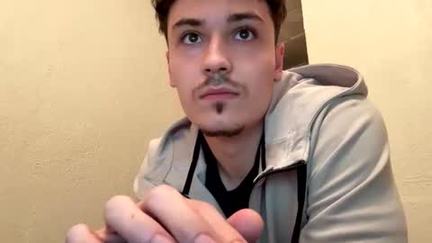 Snapshot of yungstudbev chatting on 9, 9, 2025 yungstudbev online show from 9, 9, 2025