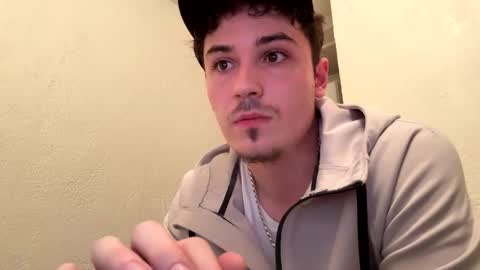 Snapshot of yungstudbev chatting on 23, 9, 2025 yungstudbev online show from 23, 9, 2025