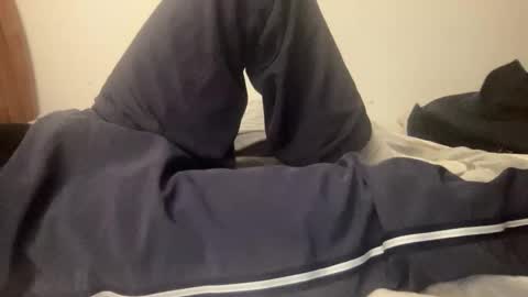 Snapshot of yungwolf69 chatting on 4, 12, 2025 yungwolf69 online show from 4, 12, 2025