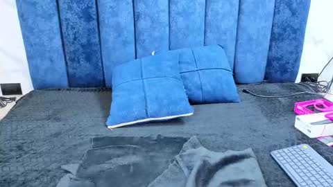 Snapshot of yunkeyc chatting on 21, 11, 2025 yunkeyc online show from 21, 11, 2025