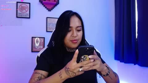 Angelly online show from 4, 2, 2026