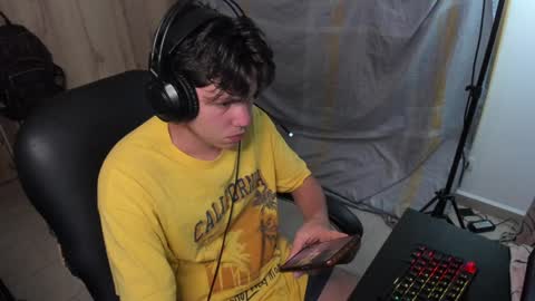 Snapshot of yurii_moody chatting on 11, 12, 2024 yurii_moody online show from 11, 12, 2024