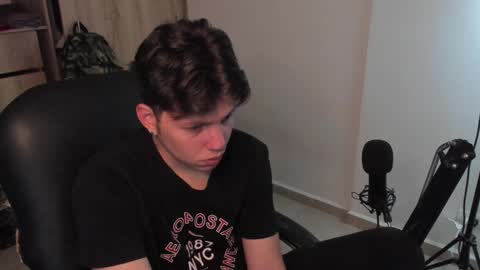 Snapshot of yurii_moody chatting on 22, 1, 2025 yurii_moody online show from 22, 1, 2025