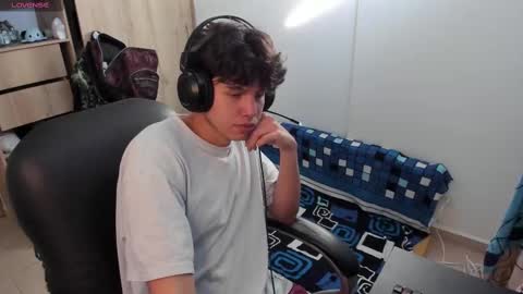 Snapshot of yurii_moody chatting on 14, 9, 2025 yurii_moody online show from 14, 9, 2025