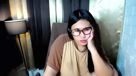 yuriyumixx_xoxo online show from 9, 11, 2025