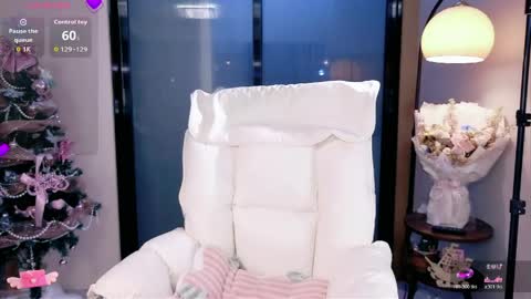 Snapshot of yuyouwei chatting on 13, 5, 2026 yuyouwei online show from 13, 5, 2026