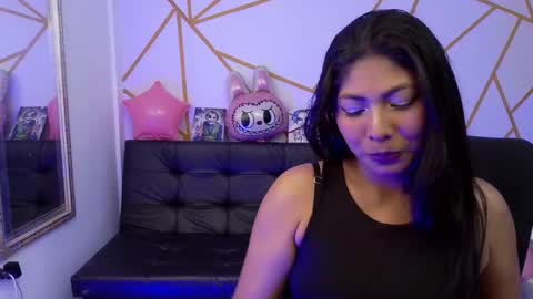 Snapshot of yvanna__smith chatting on 10, 2, 2026 yvanna__smith online show from 10, 2, 2026