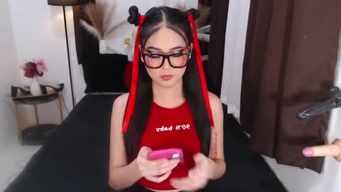 Snapshot of yvannasilva18 chatting on 19, 12, 2024 jai online show from 19, 12, 2024