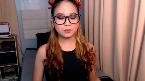 Snapshot of yvannasilva18 chatting on 27, 2, 2025 jai online show from 27, 2, 2025