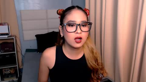 Snapshot of yvannasilva18 chatting on 27, 2, 2025 jai online show from 27, 2, 2025