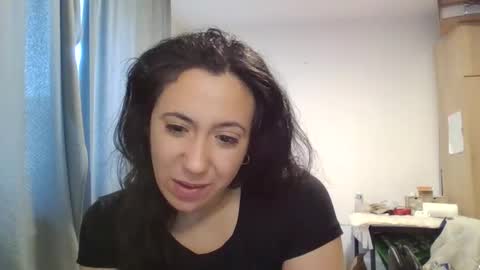 yvonnebabe online show from 24, 2, 2025