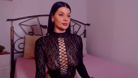 I V Y   online show from 28, 2, 2026