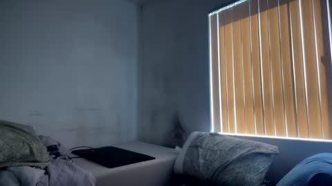 Snapshot of ywbrsnow chatting on 27, 2, 2026 ywbrsnow online show from 27, 2, 2026