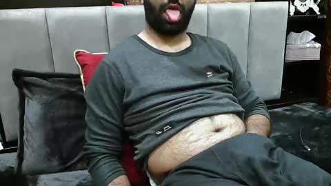 Bi BearXXX online show from 5, 3, 2026