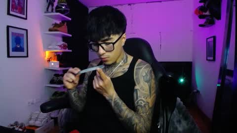 zac_muller1 online show from 17, 12, 2025