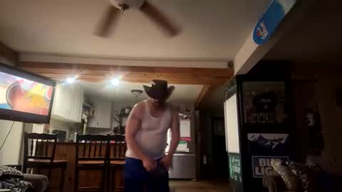 Snapshot of zach42104 chatting on 16, 4, 2026 zach42104 online show from 16, 4, 2026