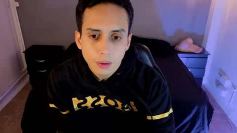 zack_isback online show from 2, 5, 2026