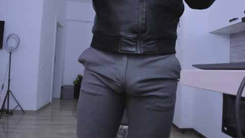 Snapshot of zackconnorsx chatting on 10, 11, 2025 Zack online show from 10, 11, 2025