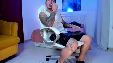 Snapshot of zackromano chatting on 22, 5, 2026 Zack online show from 22, 5, 2026