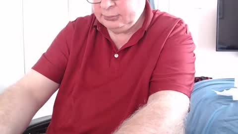 Snapshot of zacsmithuk chatting on 1, 4, 2026 Zac Smitj online show from 1, 4, 2026