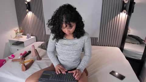 Snapshot of zafiiraa chatting on 26, 2, 2026 zafira online show from 26, 2, 2026