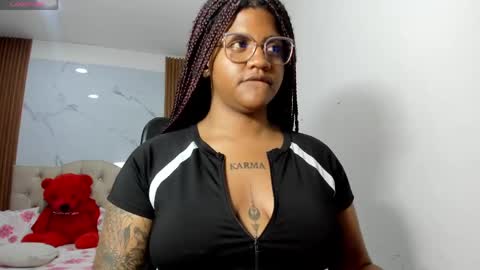 zahra_rose online show from 2, 4, 2026