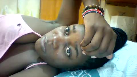 Snapshot of zainxxxx chatting on 6, 3, 2025 zainxxxx online show from 6, 3, 2025