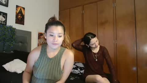 Snapshot of zandra6ghal chatting on 21, 11, 2025 zandra6ghal online show from 21, 11, 2025